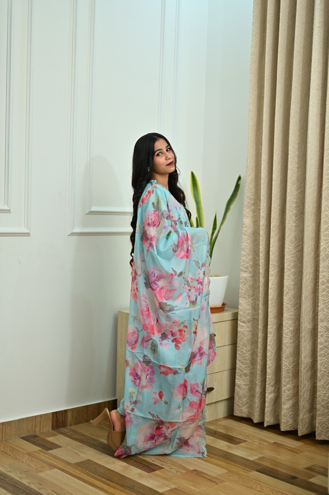 Readymade organza suit with Floral Dupatta - Image 6